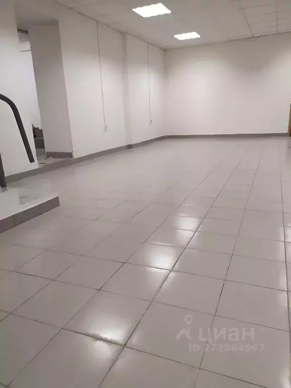 Помещение свободного назначения в Красноярский край, Красноярск ул. ... - Фото 2