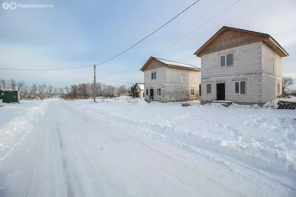 Дом в посёлок Центральный, Архитектурная улица, 3А (100 м) - Фото 1