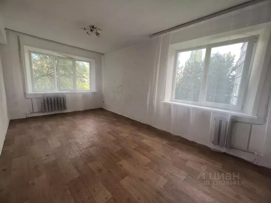 3-к кв. Саратовская область, Балаково ул. Факел Социализма, 33 (63.2 ... - Фото 1