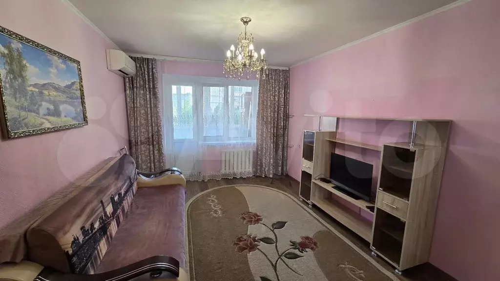 2-к. квартира, 56 м, 5/10 эт. - Фото 0