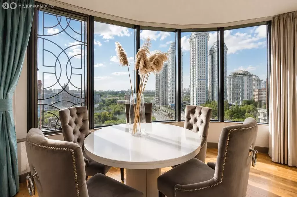 3-комнатная квартира: Москва, Мосфильмовская улица, 74Б (110 м) - Фото 1