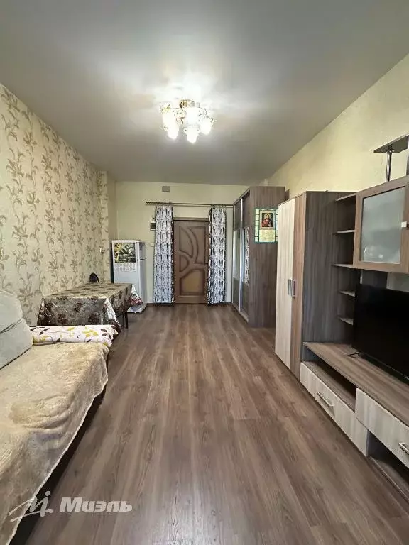 Продается комната в 4-комнатной квартире - Фото 1