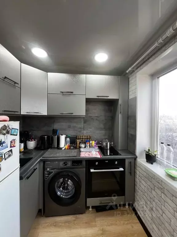 2-к кв. Хакасия, Черногорск просп. Космонавтов, 23 (42.8 м) - Фото 1