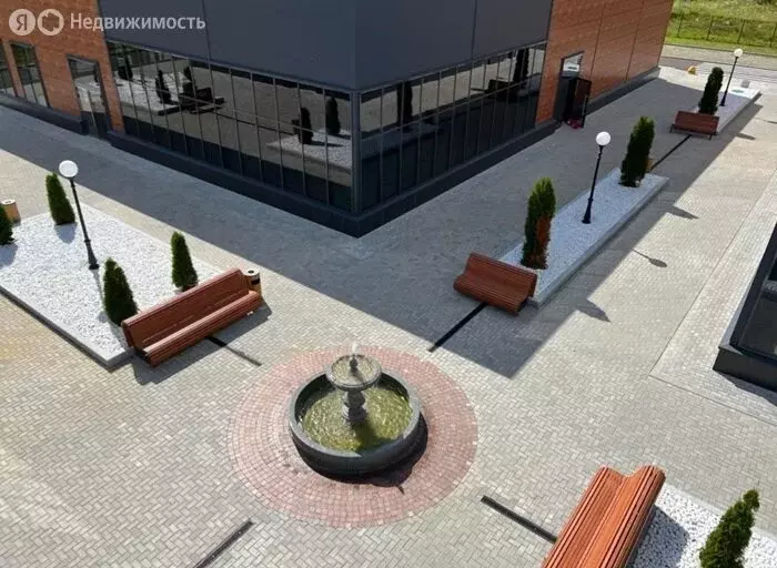 Торговая площадь (600 м) - Фото 1