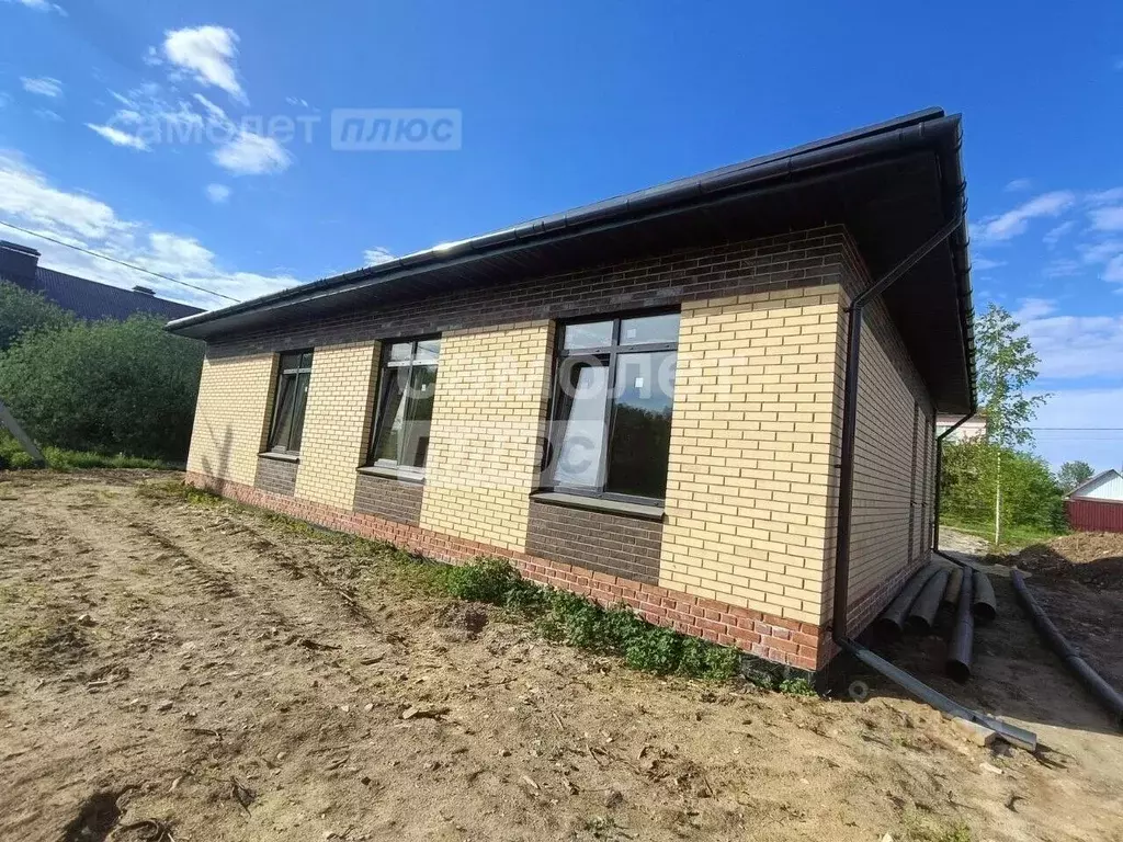 Дом в Марий Эл, Медведевский район, Сидоровское с/пос, д. Новотроицк ... - Фото 2