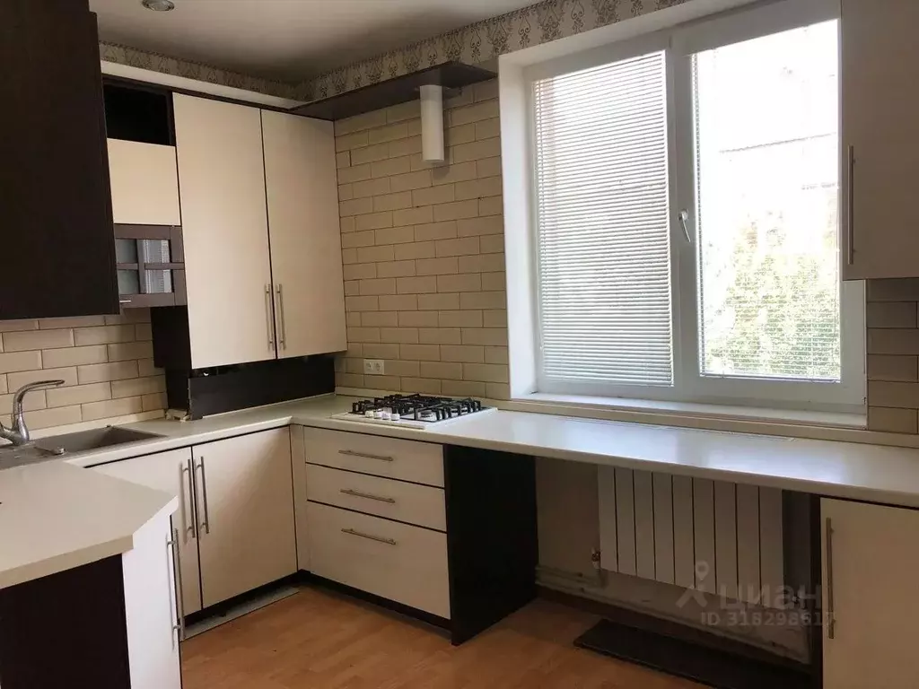 4-к кв. Белгородская область, Белгород ул. Семена Чайкина, 13 (101.8 ... - Фото 1