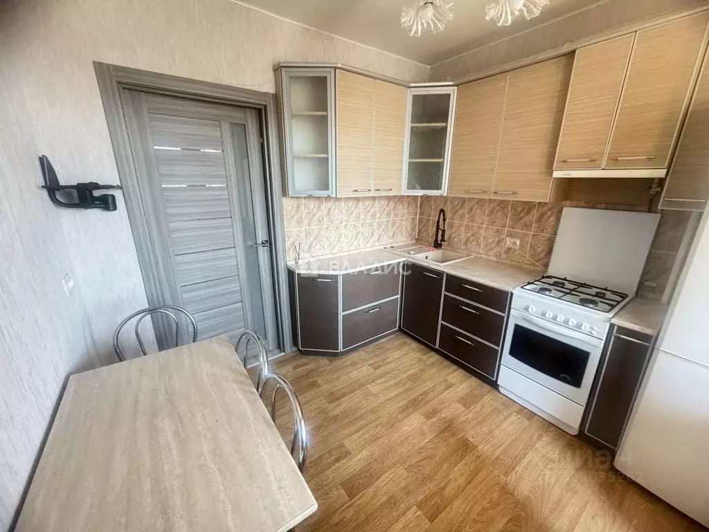 2-к кв. Владимирская область, Владимир ул. Разина, 33 (55.0 м) - Фото 1