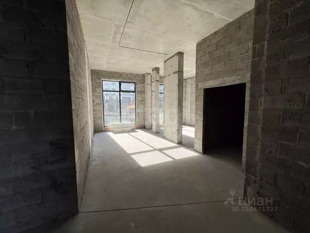 Помещение свободного назначения в Тюменская область, Тюмень ул. ... - Фото 1