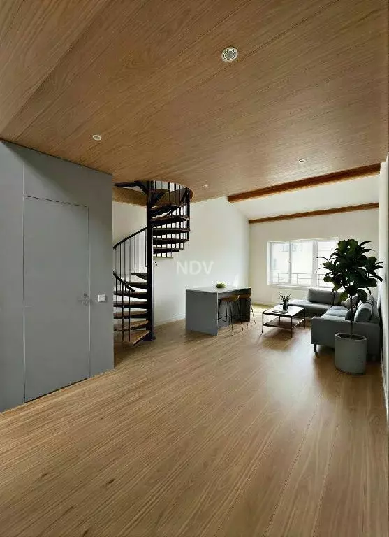 Продается квартира со свободной планировкой - Фото 2