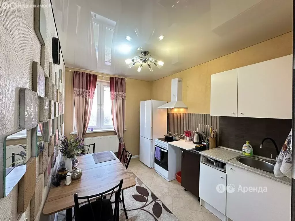 2-комнатная квартира: Краснодар, улица Героев-Разведчиков, 22 (61 м) - Фото 1