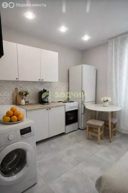 2-комнатная квартира: Чебоксары, улица Писателя Лаврентия Таллерова, ... - Фото 1