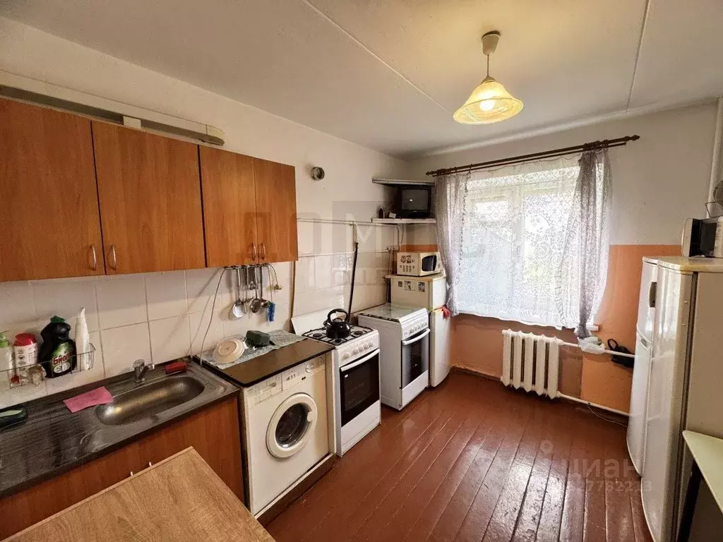 Комната Свердловская область, Екатеринбург ул. Фурманова, 112 (12.7 м) - Фото 1