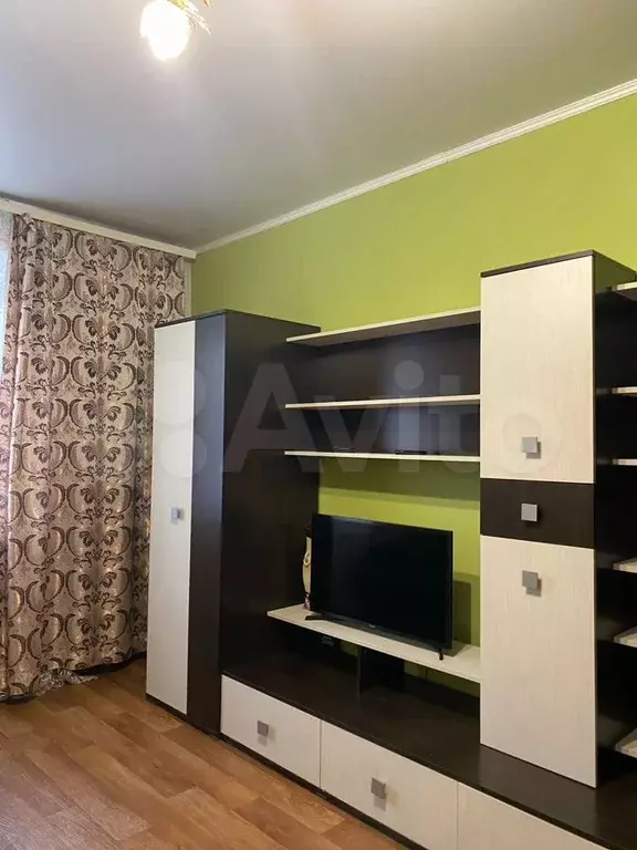 3-к. квартира, 70 м, 1/9 эт. - Фото 1
