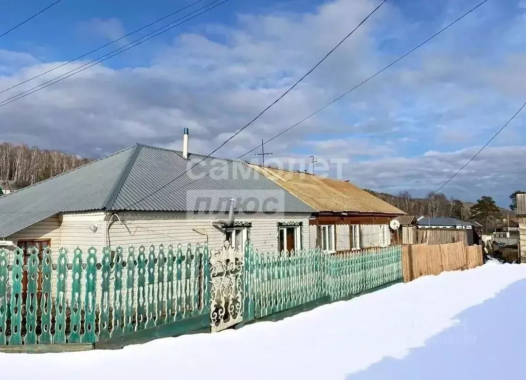Дом в Алтайский край, Троицкий район, с. Троицкое ул. Московский ... - Фото 1