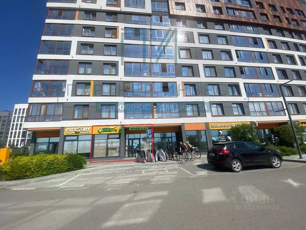 Торговая площадь в Свердловская область, Екатеринбург ул. Лучистая, 6 ... - Фото 1