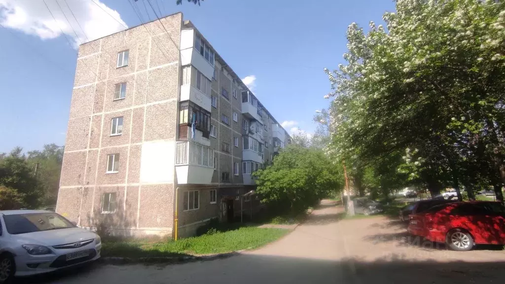 2-к кв. Свердловская область, Екатеринбург ул. Варшавская, 2 (43.4 м) - Фото 2