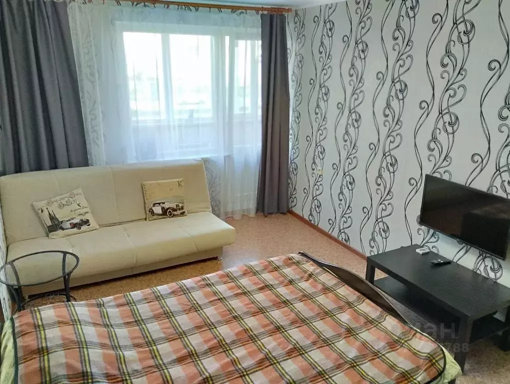 1-к кв. Вологодская область, Череповец Октябрьский просп., 91 (35.0 м) - Фото 0