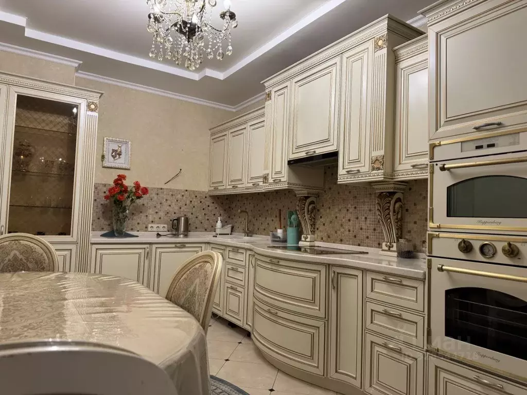 2-к кв. Ханты-Мансийский АО, Сургут ул. 30 лет Победы, 41 (78.0 м) - Фото 1