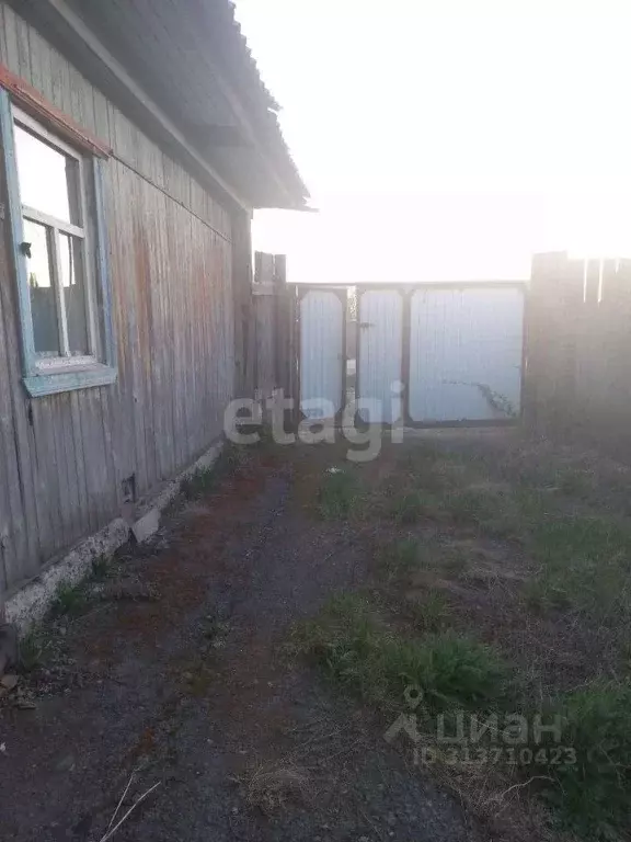 Дом в Свердловская область, Тугулымский муниципальный округ, пос. ... - Фото 1