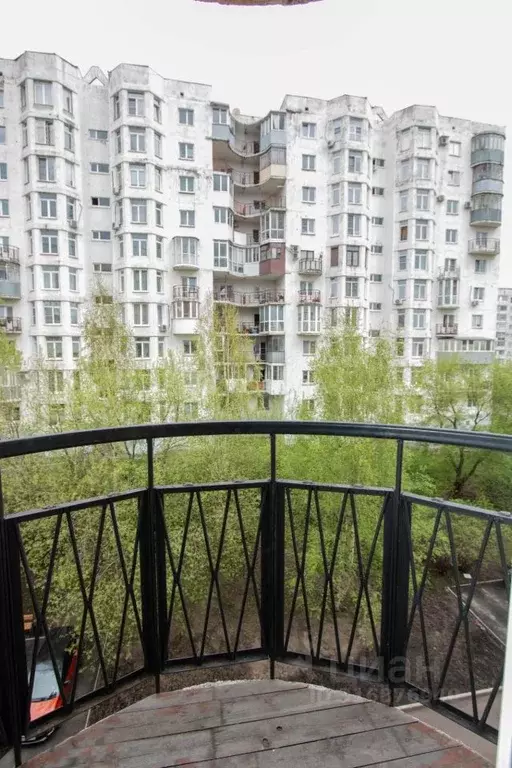 3-к кв. Кемеровская область, Новокузнецк просп. Авиаторов, 97 (96.8 м) - Фото 0
