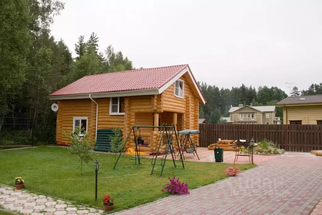 Дом в Ленинградская область, Выборгский район, Полянское с/пос, ... - Фото 0