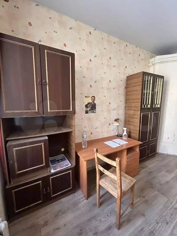 Комната 20 м в 5-к., 2/4 эт. - Фото 0