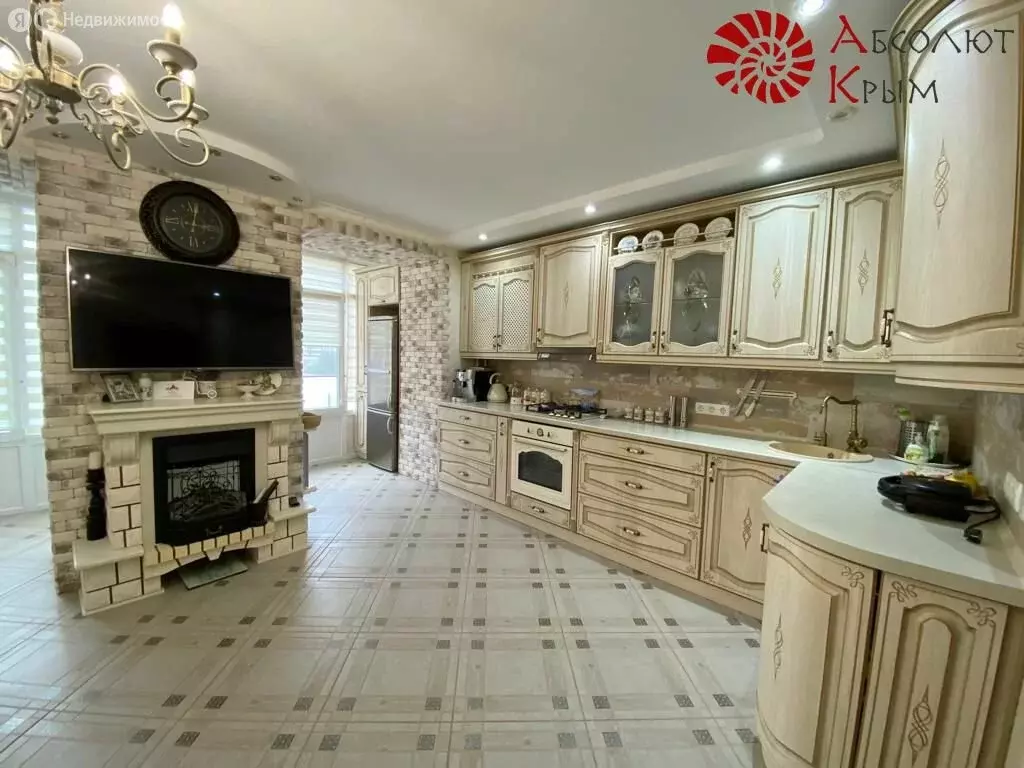 3-комнатная квартира: Феодосия, Крымская улица, 84 (66 м) - Фото 0