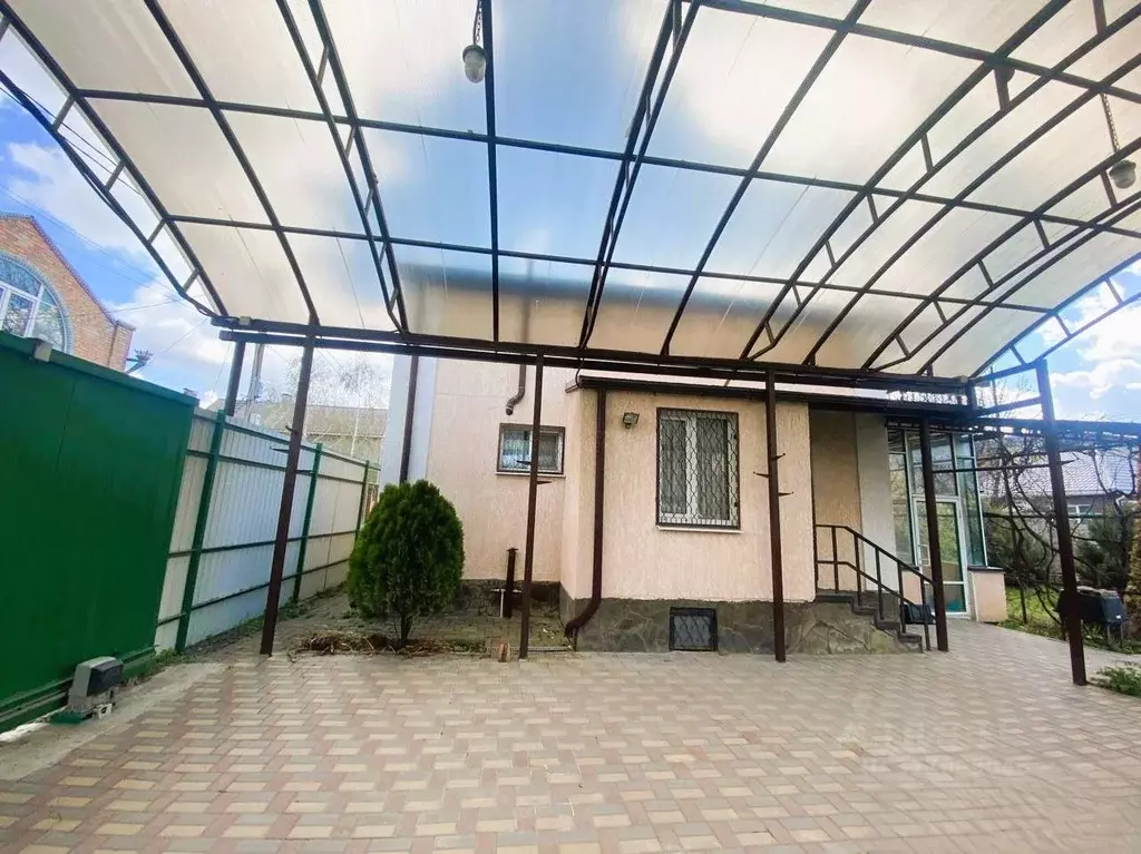 Дом в Ростовская область, Ростов-на-Дону Таганрогская ул. (128 м) - Фото 0