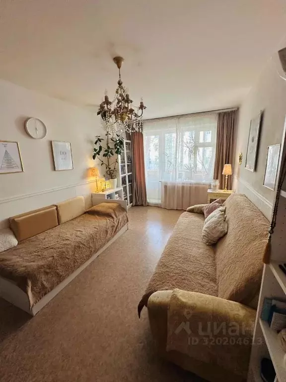 3-к кв. Саха (Якутия), Якутск ул. Стадухина, 63 (62.0 м) - Фото 0