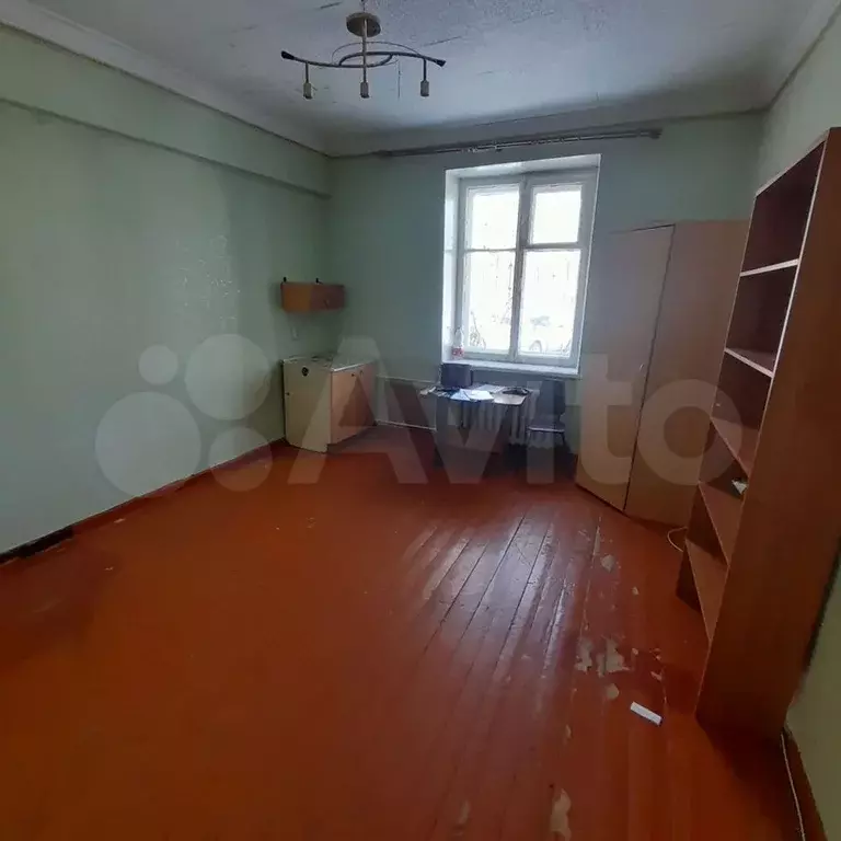Комната 17,8 м в 3-к., 1/3 эт. - Фото 0