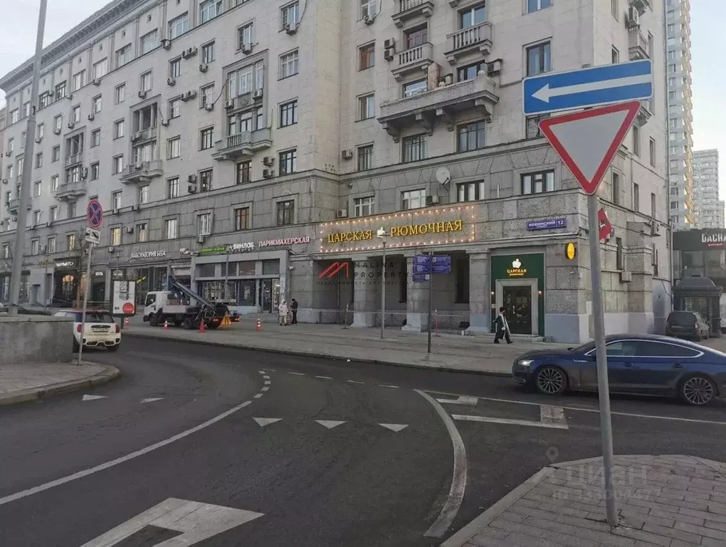 Торговая площадь в Москва Новинский бул., 12 (175 м) - Фото 1