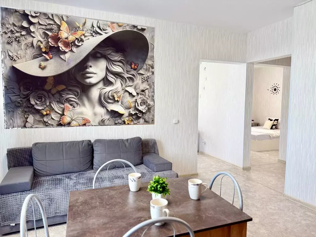 2-к кв. Оренбургская область, Оренбург Комсомольская ул., 198 (55.0 м) - Фото 0