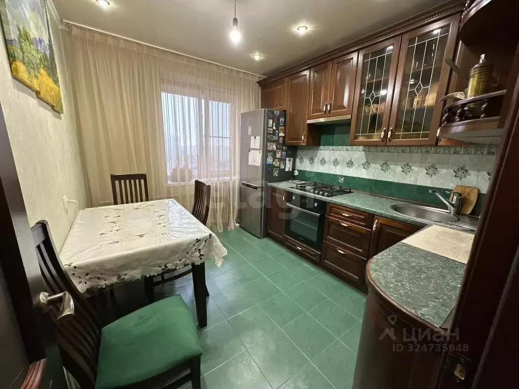 3-к кв. Адыгея, Майкоп ул. 12 Марта, 128 (57.2 м) - Фото 1