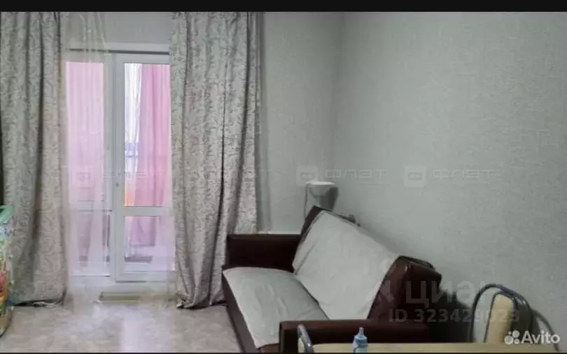 1-к кв. Татарстан, Казань ул. Альфии Авзаловой, 3 (37.7 м) - Фото 0