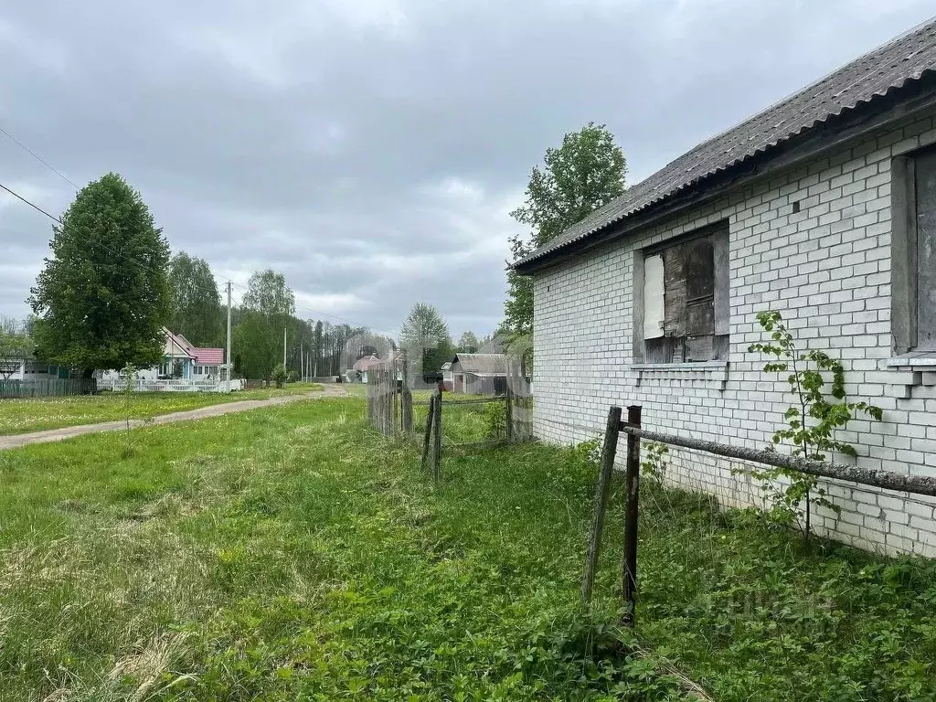 Дом в Брянская область, Дятьковский район, Старь рп пер. 2-й Советский ... - Фото 1