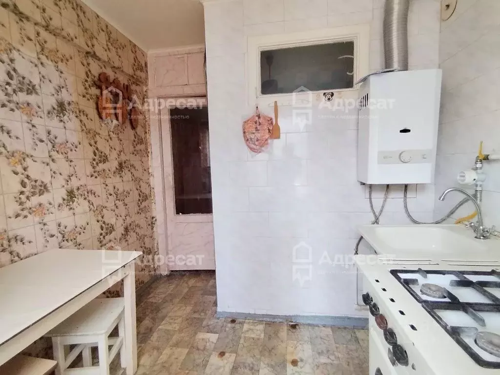 3-к кв. Волгоградская область, Волгоград ул. 51-й Гвардейской Дивизии, ... - Фото 1