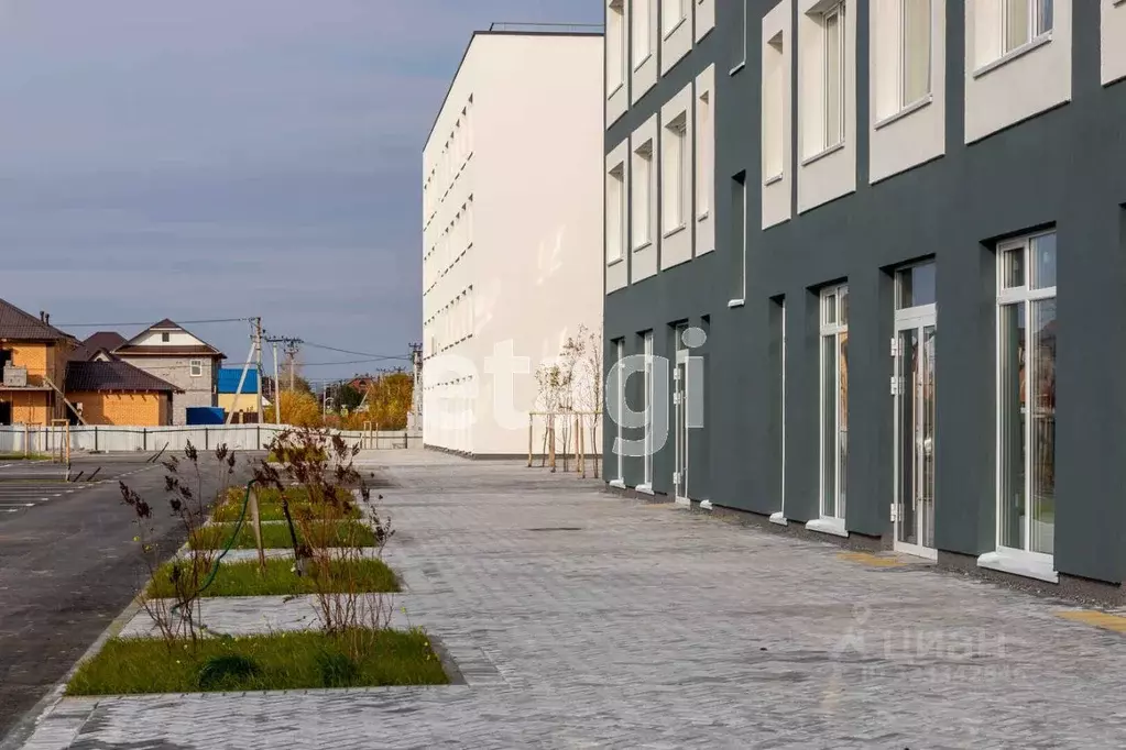 Студия Тюменская область, Тюмень ул. Алексея Сергиенко, 9 (25.6 м) - Фото 0