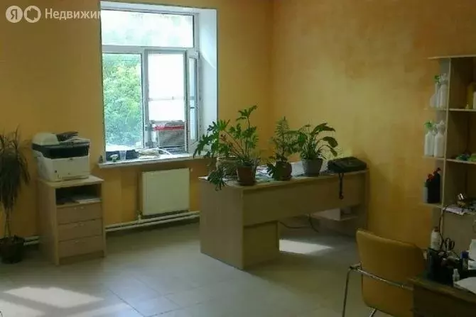 Помещение свободного назначения (210 м) - Фото 0