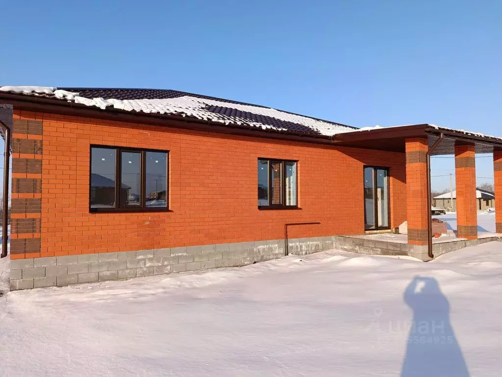 Дом в Белгородская область, Строитель Яковлевский городской округ, ... - Фото 1