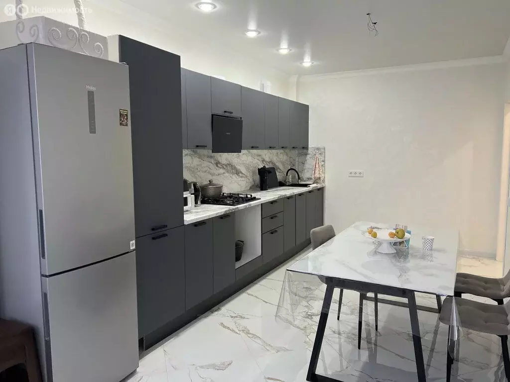 2-комнатная квартира: Владикавказ, улица Курсантов-Кировцев, 15Д (74 ... - Фото 1