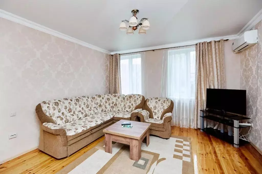 2-к кв. Ставропольский край, Пятигорск просп. Кирова, 61с1 (57.0 м) - Фото 1