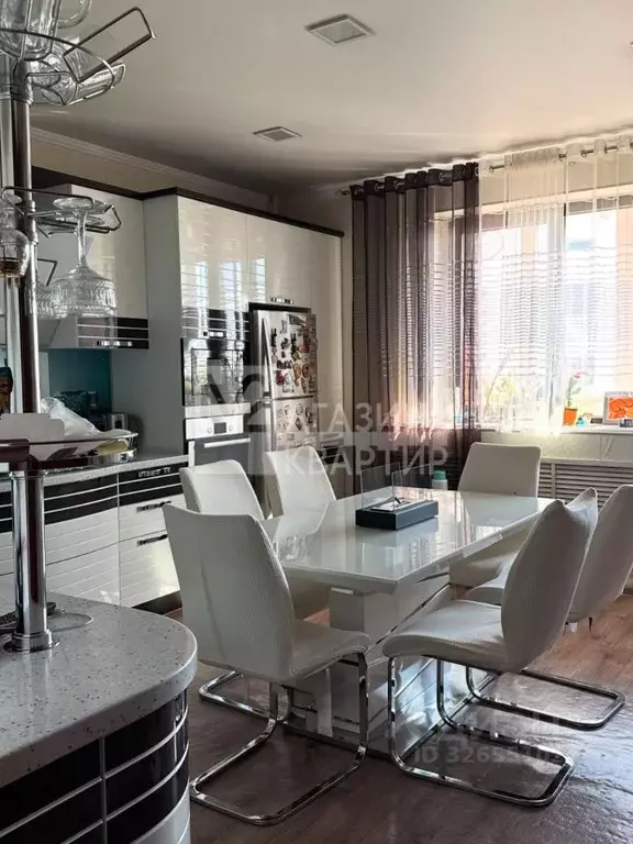 2-к кв. Ростовская область, Азов Азовский район, Петровская пл., 5/30 ... - Фото 1