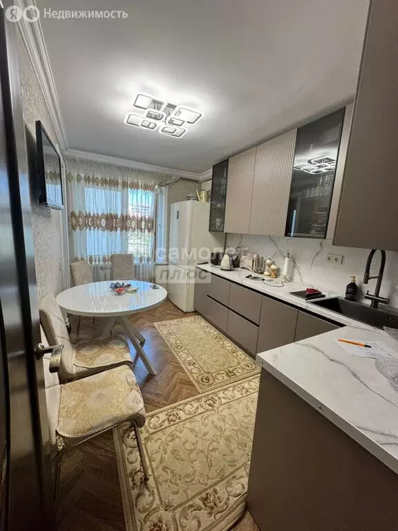 4-комнатная квартира: Каспийск, улица Ленина, 56 (120 м) - Фото 0
