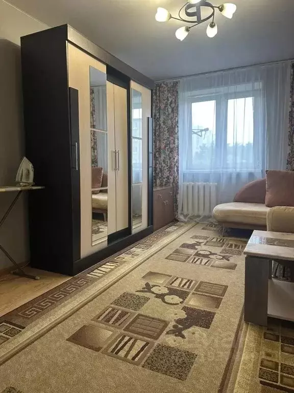 2-к кв. Приморский край, Владивосток просп. Острякова, 44 (42.0 м) - Фото 0