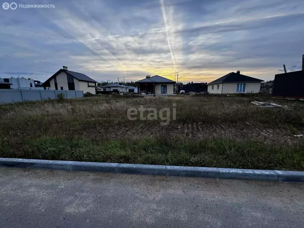 Участок в село Айша, территория Западная Успенка (6.7 м) - Фото 0