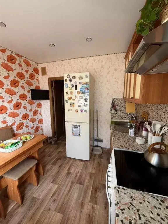 2-к кв. Белгородская область, Старый Оскол Королева мкр, 12 (52.0 м) - Фото 2