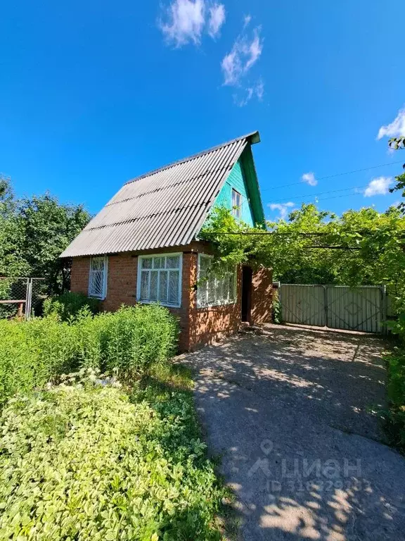 Дом в Саратовская область, Балаковский район, Натальинское ... - Фото 0