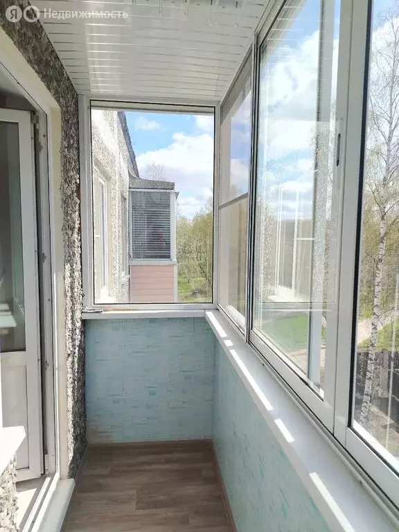 3-комнатная квартира: Тихвин, 4-й микрорайон, 25 (52.9 м) - Фото 0