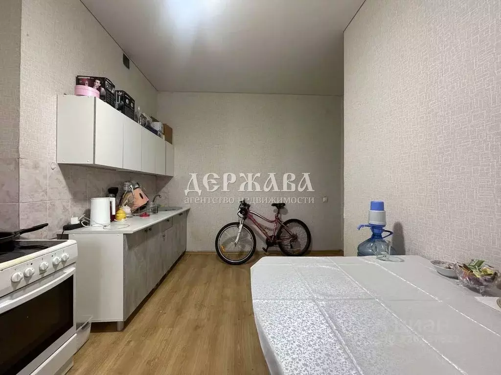 3-к кв. Белгородская область, Старый Оскол Буденного мкр, 16 (92.0 м) - Фото 2