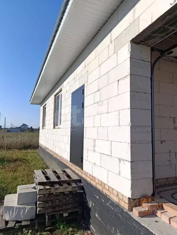 Дом в Башкортостан, Стерлитамакский район, д. Казадаевка ул. Победы ... - Фото 1